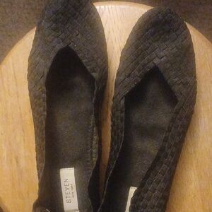 Seven7 Women's Dark Woven Loafers